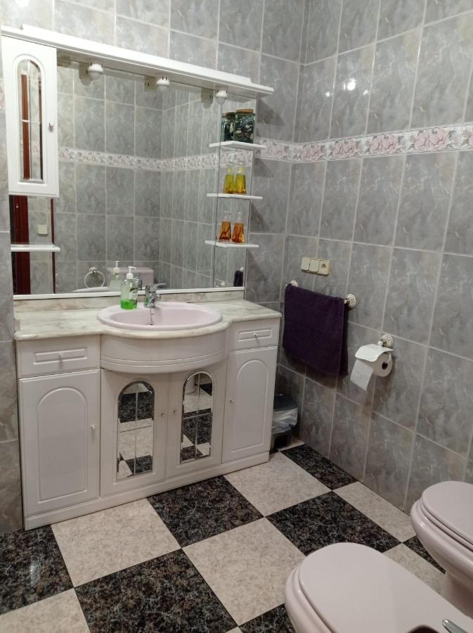 Apartamento Turistico Antigua Universidad אלמגרו מראה חיצוני תמונה