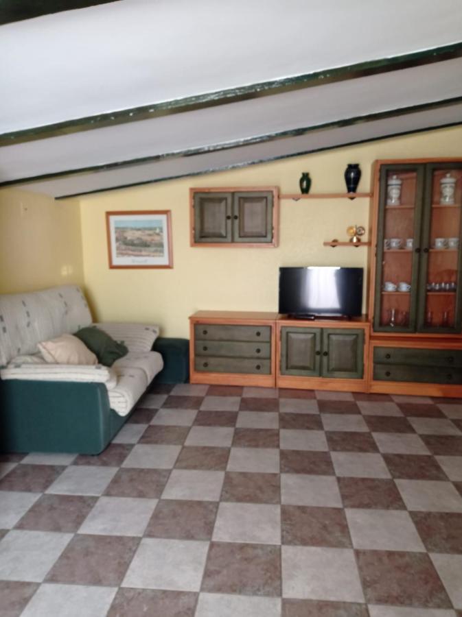 Apartamento Turistico Antigua Universidad אלמגרו מראה חיצוני תמונה