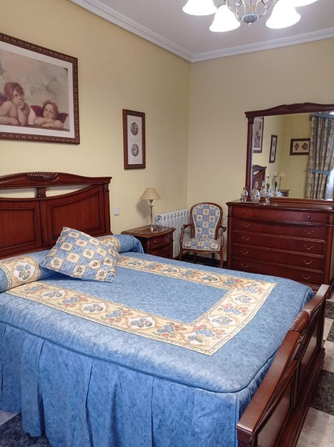 Apartamento Turistico Antigua Universidad אלמגרו מראה חיצוני תמונה