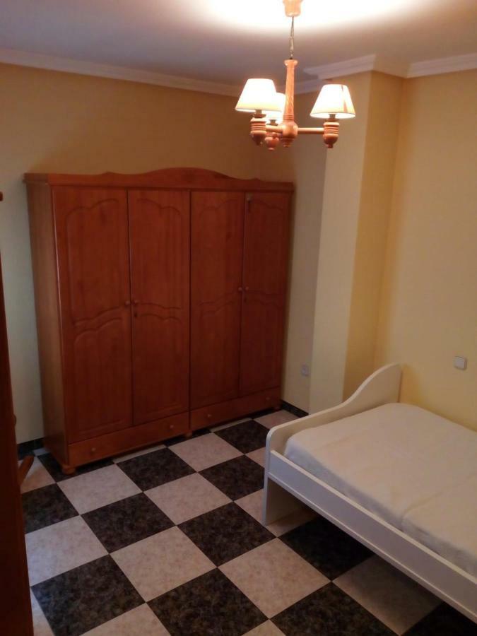 Apartamento Turistico Antigua Universidad אלמגרו מראה חיצוני תמונה